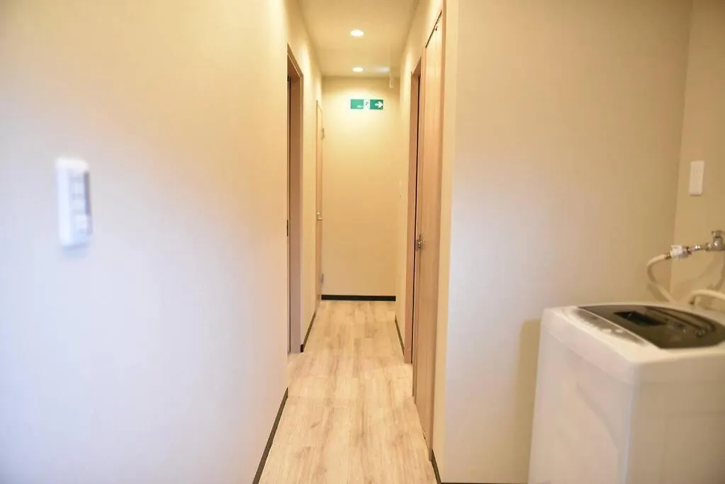 通天閣3室1廳2層獨立屋/ 地鐵2站到難波/心齋橋道頓堀 Osaka
